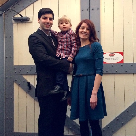 Meet your Posher, Taylor - Picture 1 of 1